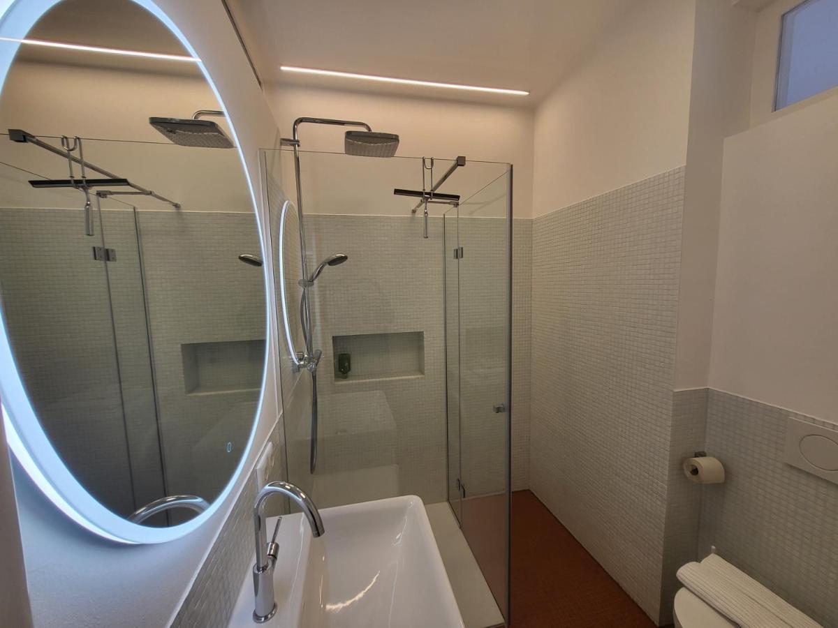 Orange Flat By Grazrentals Highest Standard & Free Parking Экстерьер фото